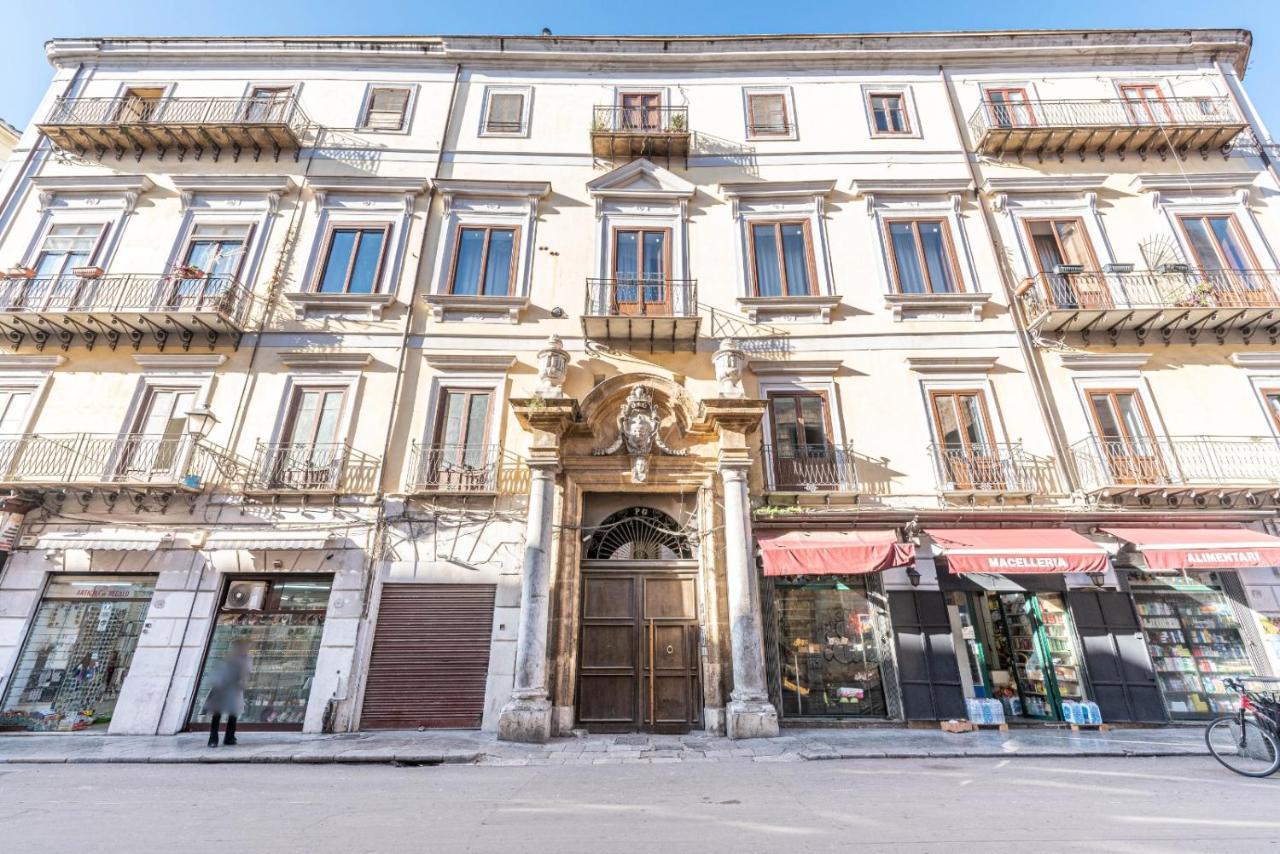Le Radici Casa Vacanze Palermo Buitenkant foto